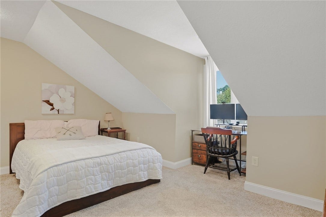 5215 Carnegie St, Pittsburgh, PA 15201 5215 Carnegie St, Pittsburgh, PA 15201