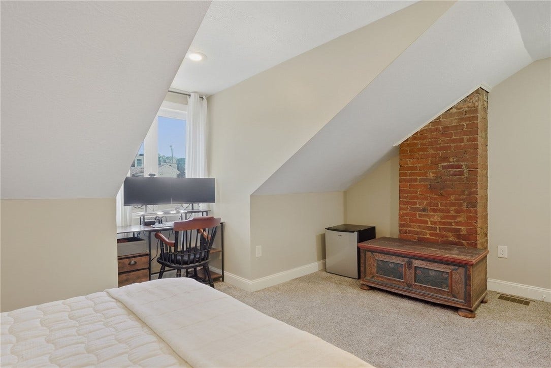 5215 Carnegie St, Pittsburgh, PA 15201 5215 Carnegie St, Pittsburgh, PA 15201