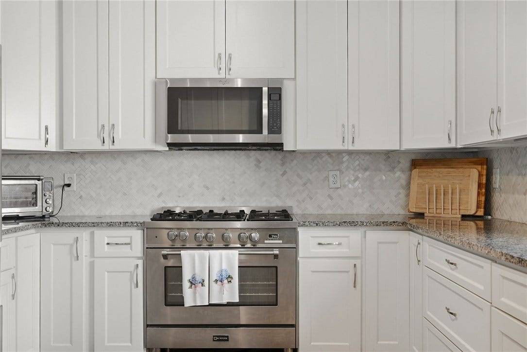 5215 Carnegie St, Pittsburgh, PA 15201 5215 Carnegie St, Pittsburgh, PA 15201