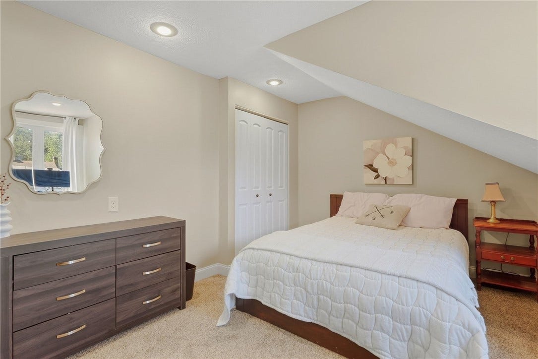 5215 Carnegie St, Pittsburgh, PA 15201 5215 Carnegie St, Pittsburgh, PA 15201