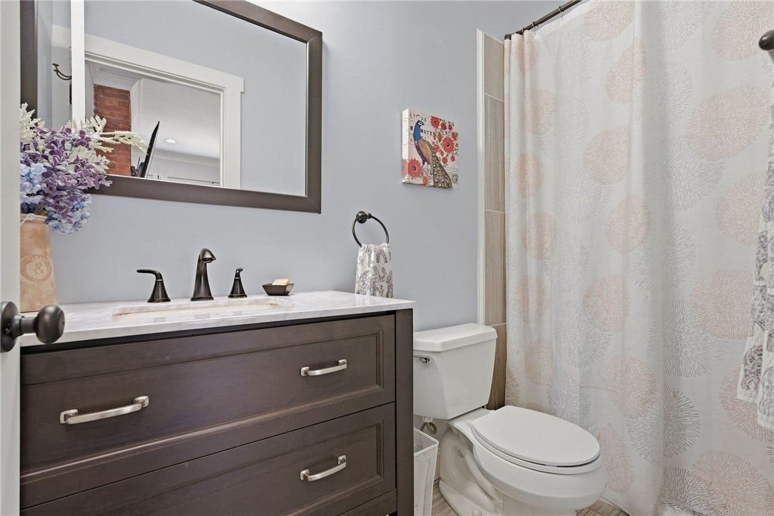 5215 Carnegie St, Pittsburgh, PA 15201 5215 Carnegie St, Pittsburgh, PA 15201