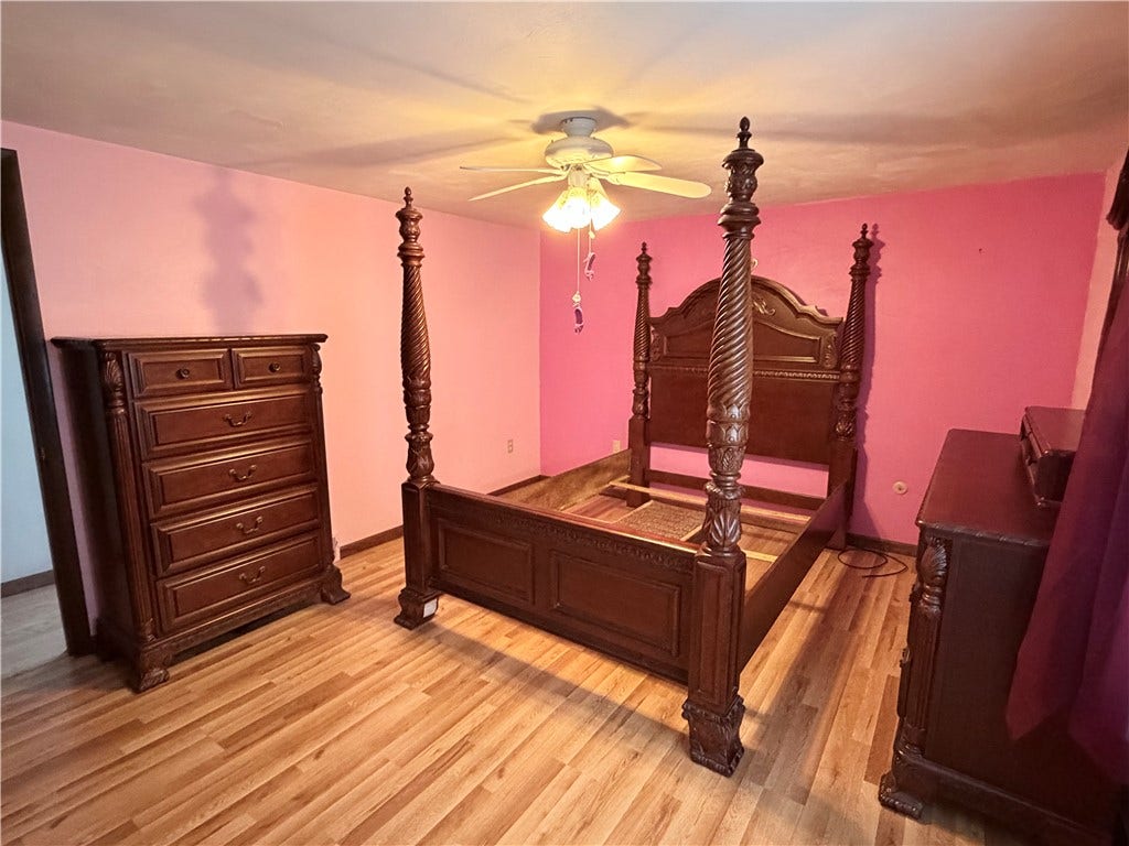 722 Courtview Dr, Greensburg, PA 15601