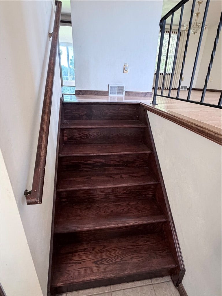 722 Courtview Dr, Greensburg, PA 15601