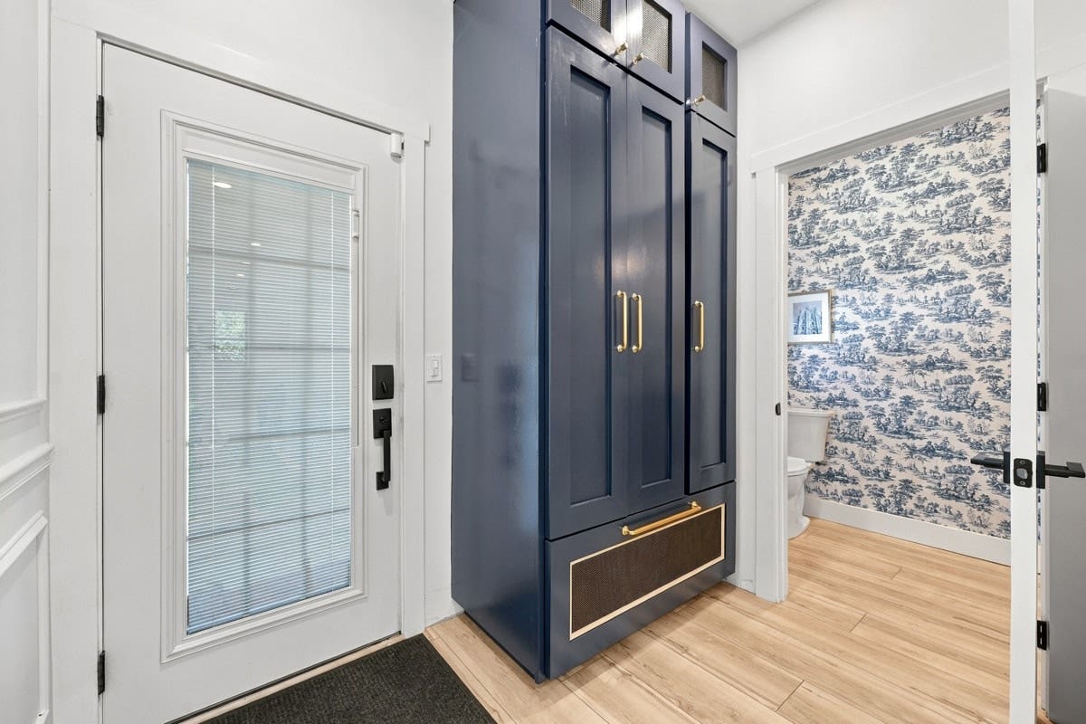 239 Main Street, Pittsburgh, PA 15201