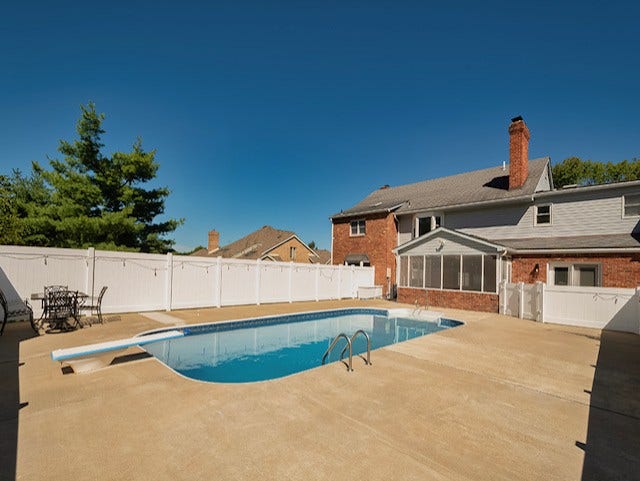 127 Lintel Drive, McMurray, PA 15317