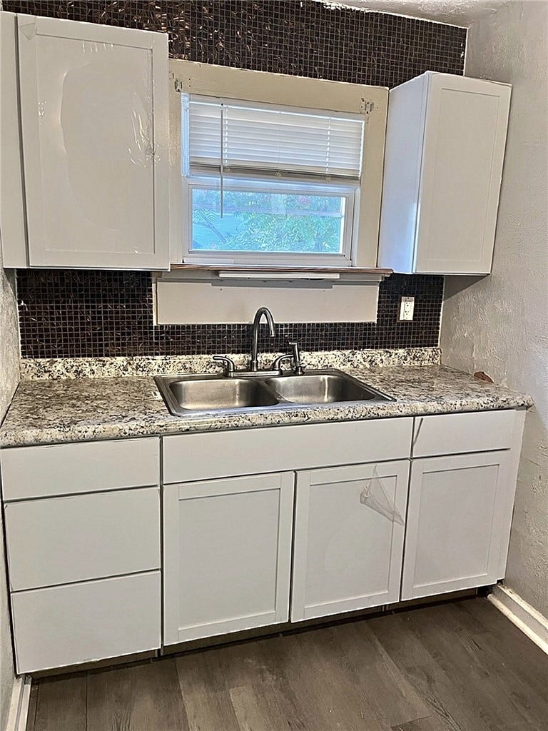 75 Angle Street, Washington, PA 15301