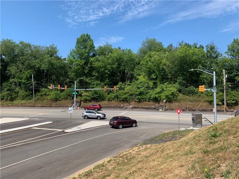 Lot C-3B Route 8 & Route 228 - Middlesex Crossing, Valencia, PA 16059