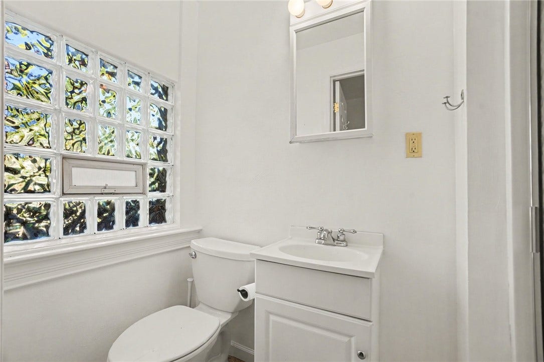 1st floor bathroom