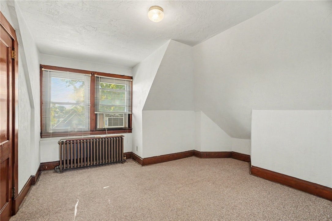 3rd floor bedroom