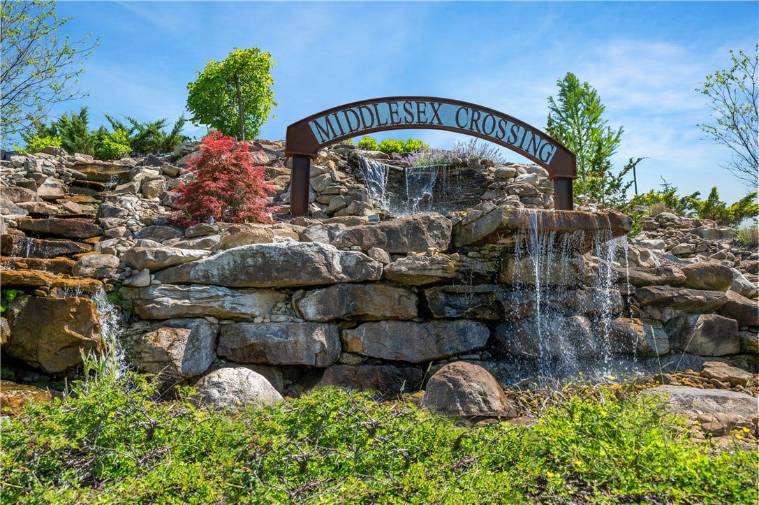 1005 Vista Court, Valencia, PA 16059