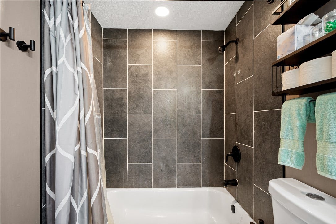 Second Full Bathroom