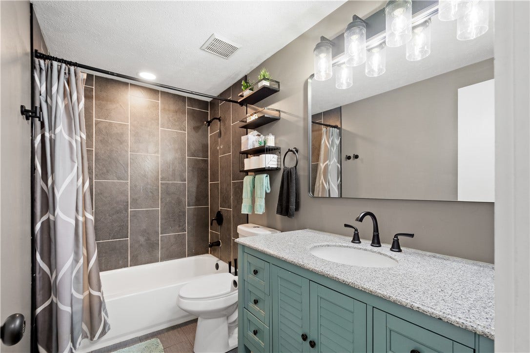 Second Full Bathroom