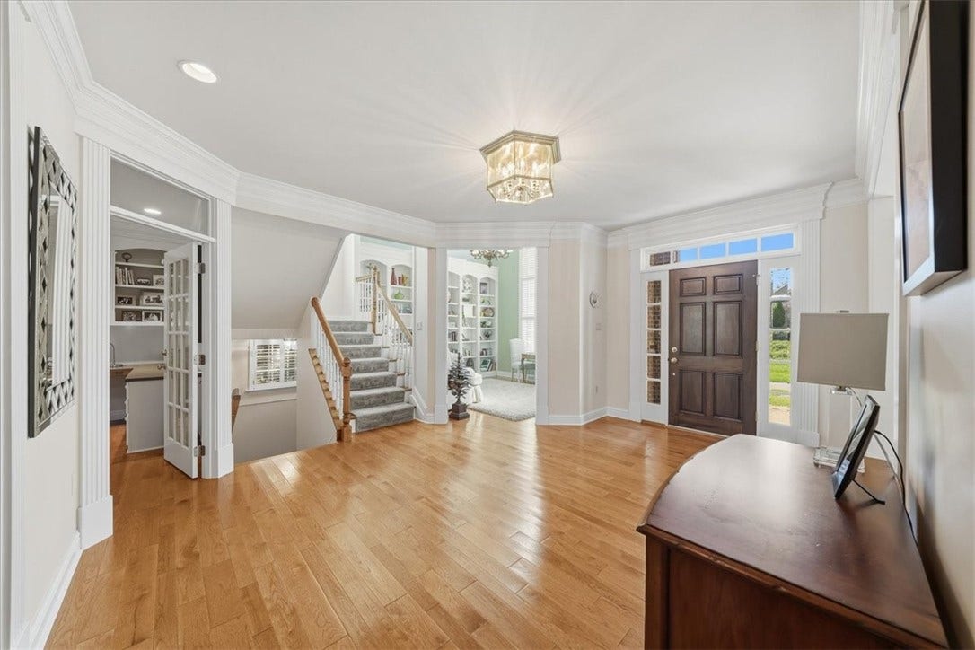 139 Sebago Lake Drive, Sewickley, PA 15143