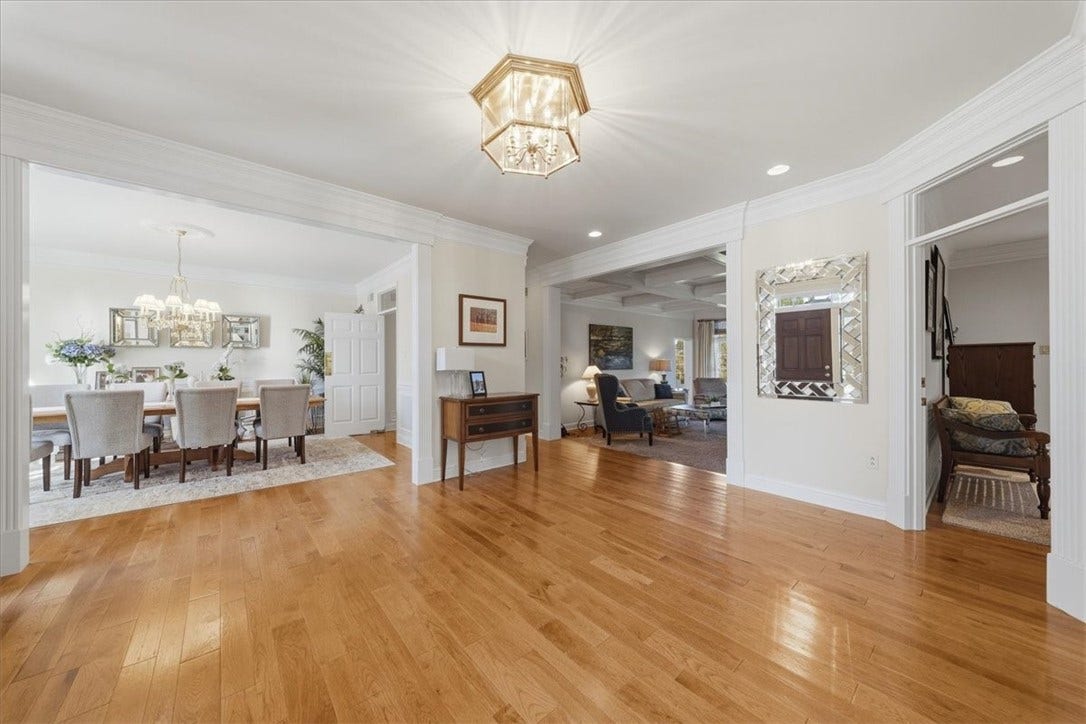 139 Sebago Lake Drive, Sewickley, PA 15143
