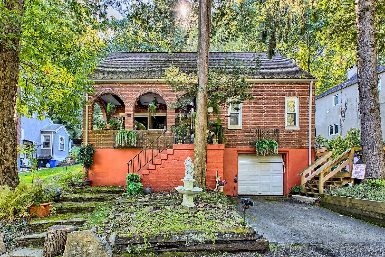 309 Dorothy Louise Drive, Jeannette, PA 15644