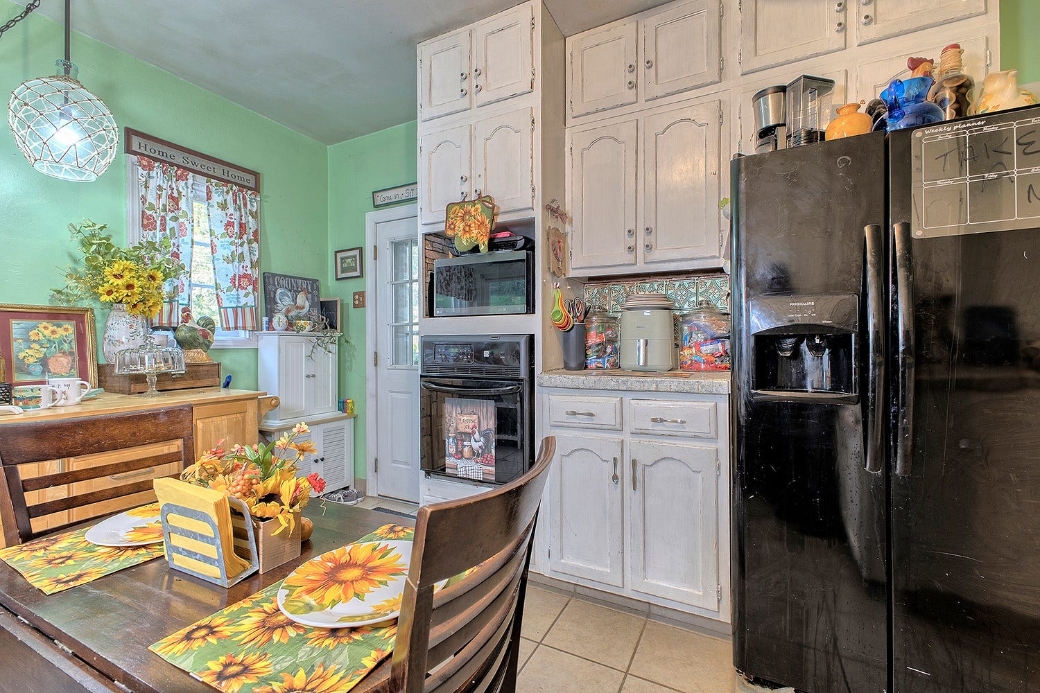 309 Dorothy Louise Drive, Jeannette, PA 15644