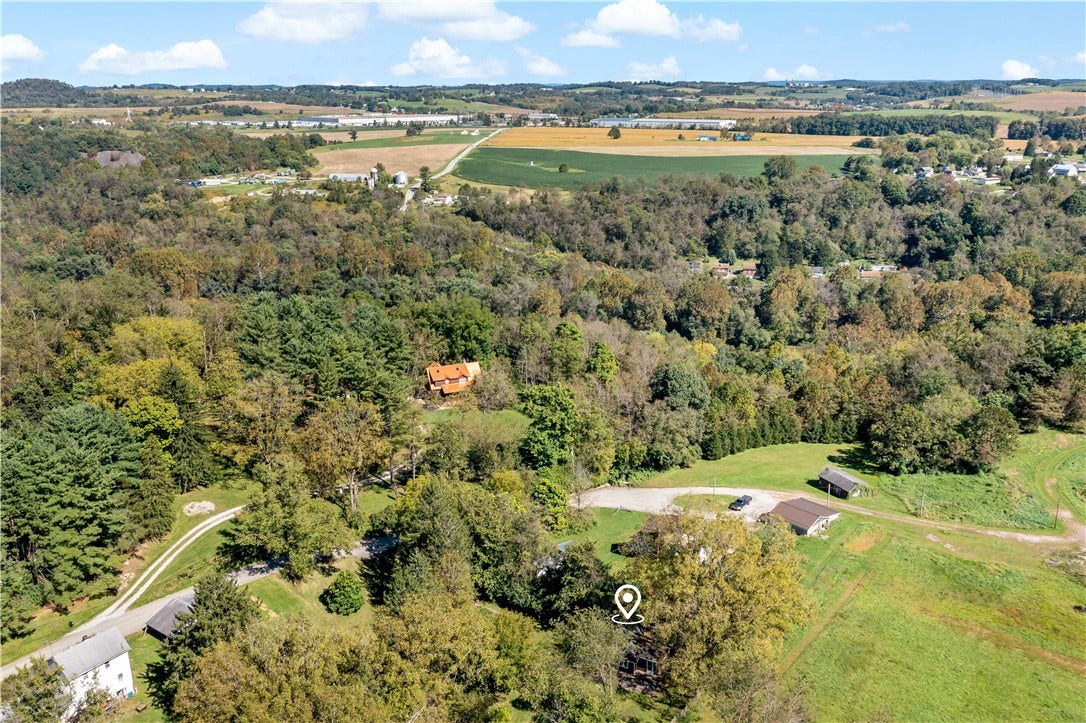 358 Municipal Dr, Rostraver, PA 15012