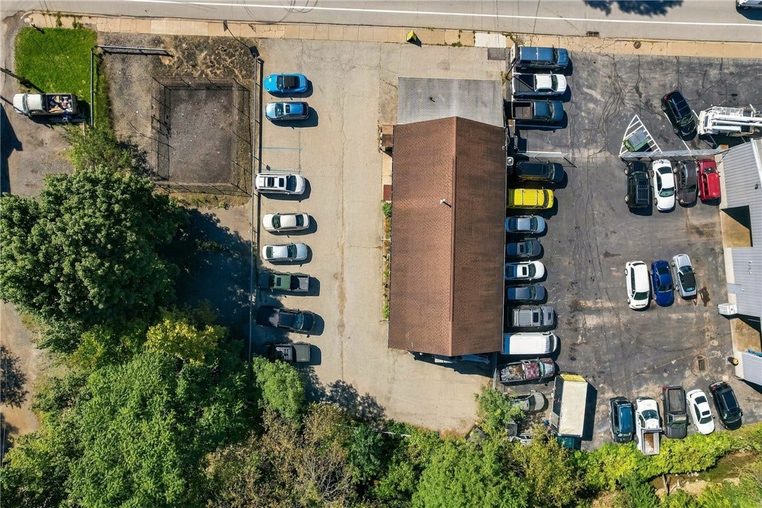 879 Forest Avenue, Pittsburgh, PA 15120 Overhead Aerial View of Building and Parking Lot
