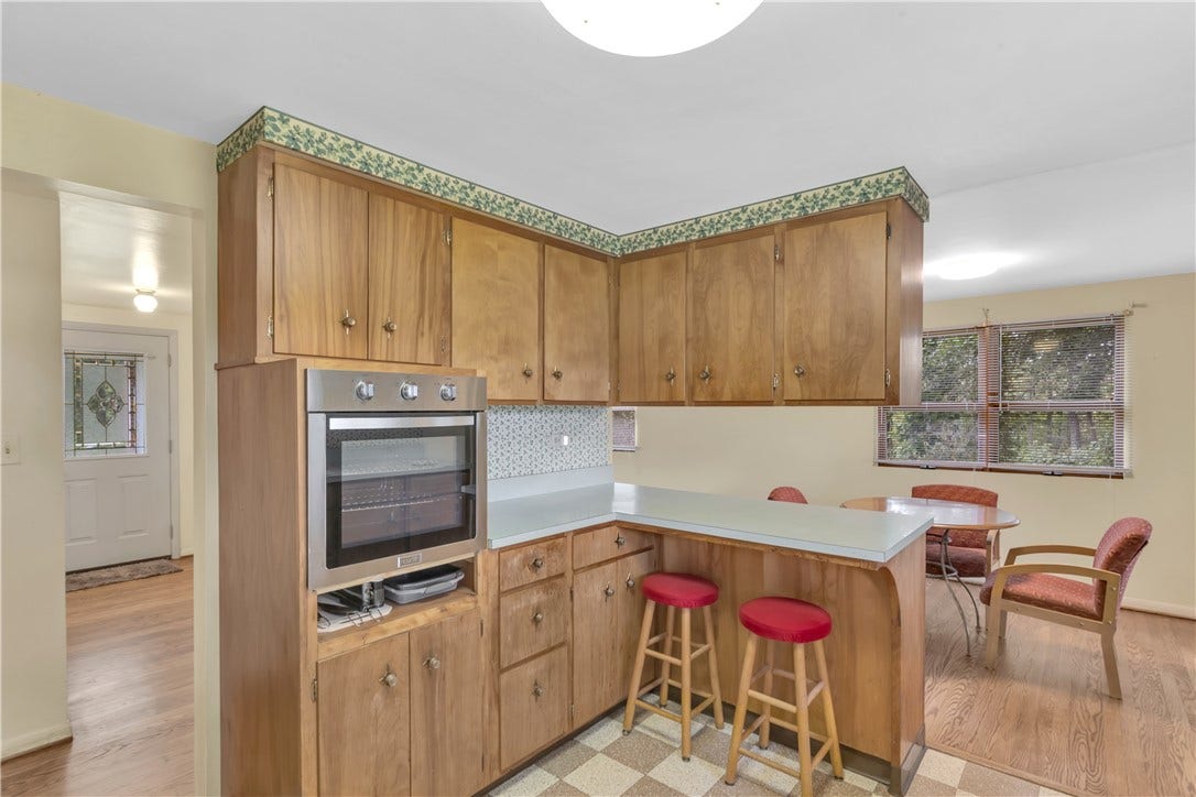 771 Kimlyn Avenue, Irwin, PA 15642