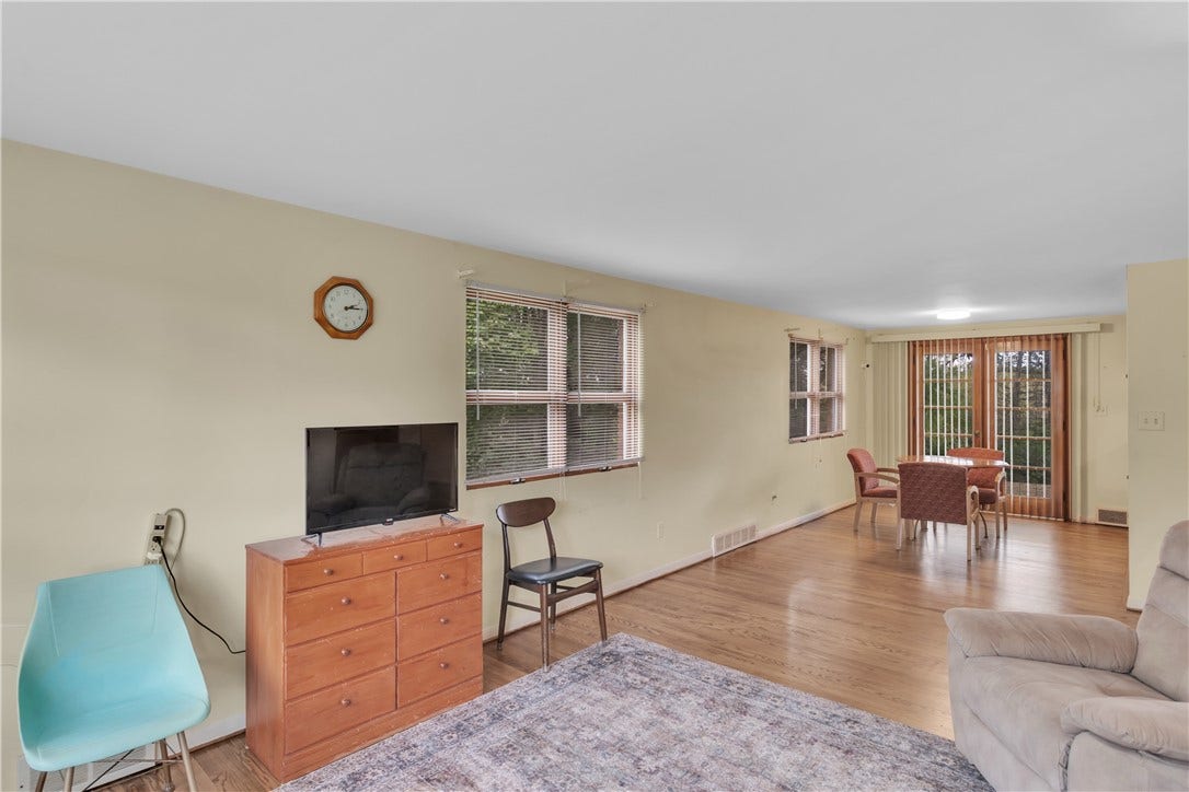 771 Kimlyn Avenue, Irwin, PA 15642