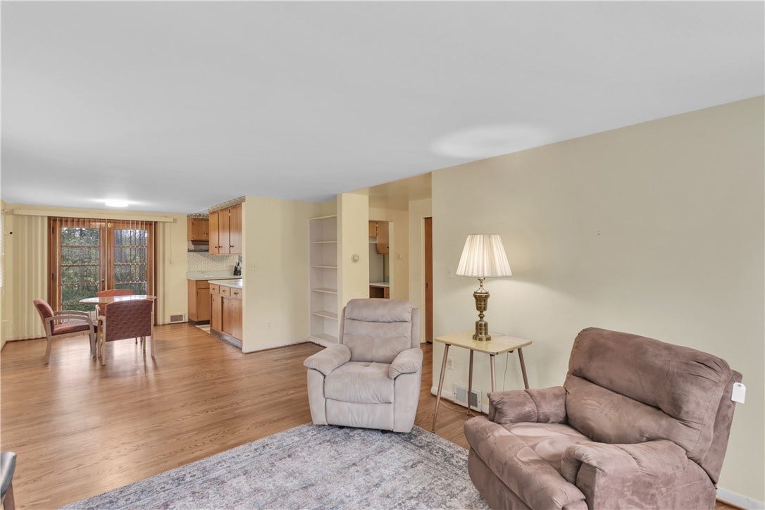 771 Kimlyn Avenue, Irwin, PA 15642