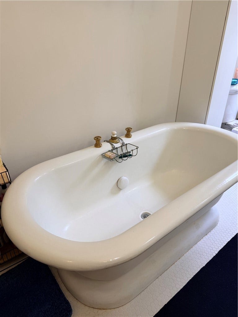 Extra Large soaking tub
