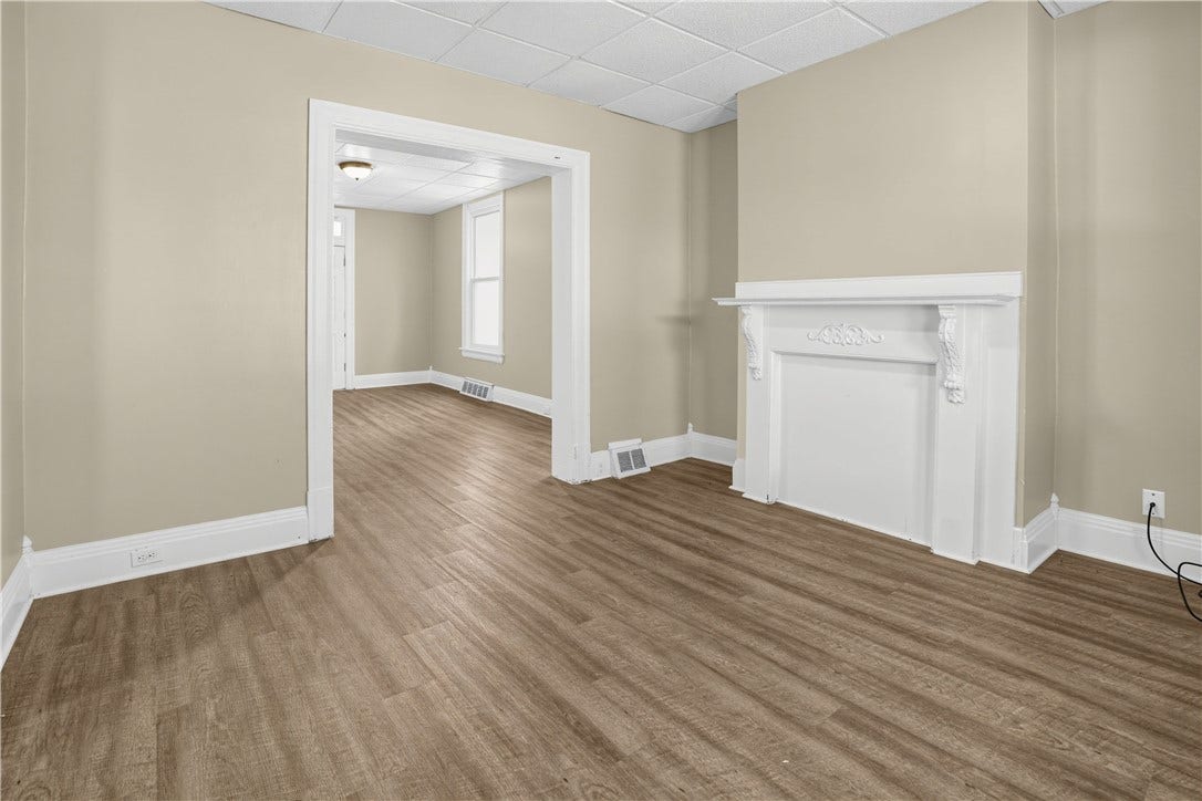 645 Tingley Ave, Pittsburgh, PA 15202 645 Tingley Ave, Pittsburgh, PA 15202