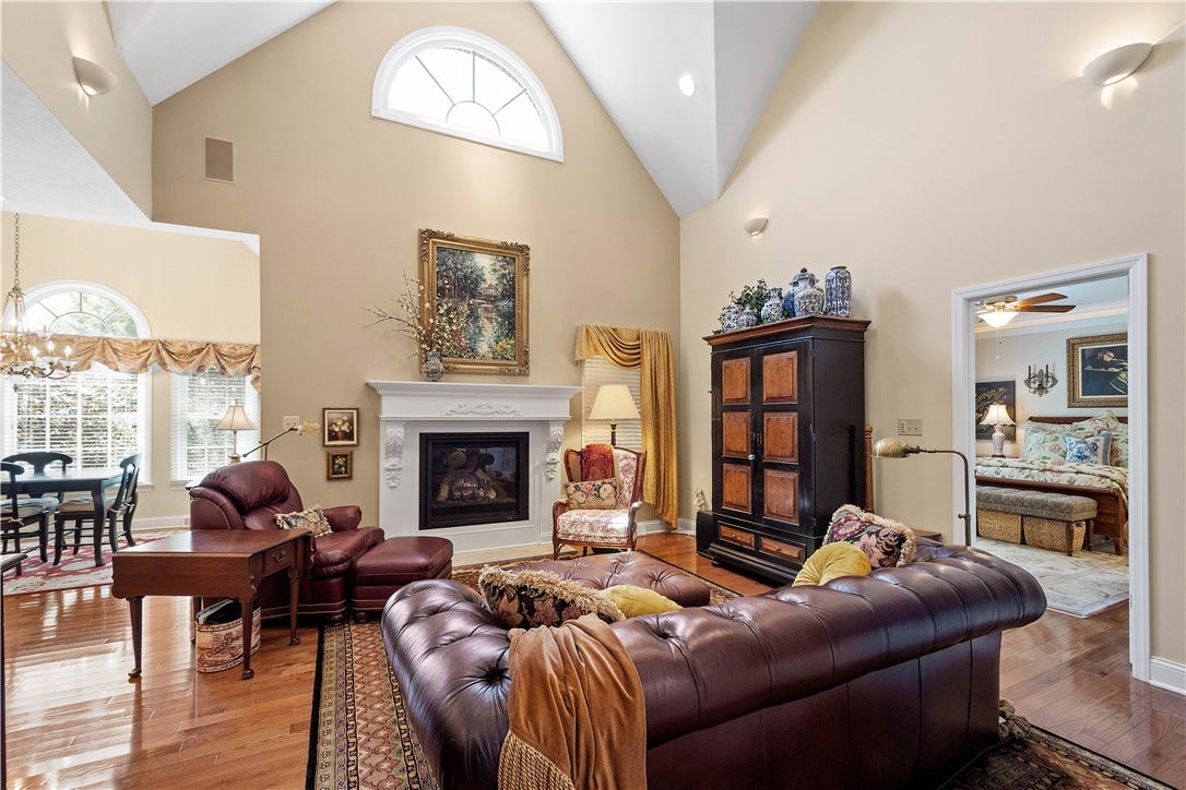 1005 Skyline Drive, Canonsburg, PA 15317
