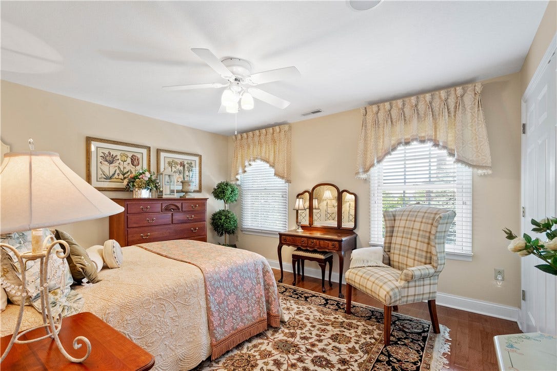 1005 Skyline Drive, Canonsburg, PA 15317