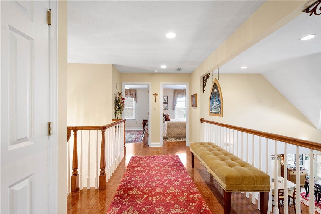 1005 Skyline Drive, Canonsburg, PA 15317