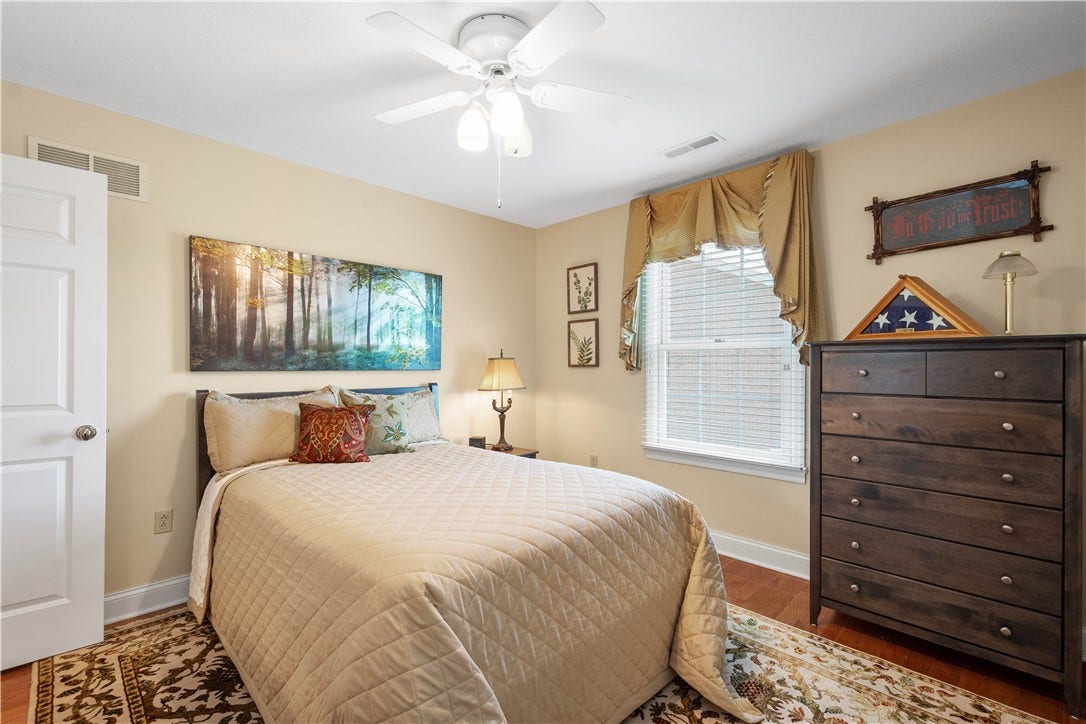 1005 Skyline Drive, Canonsburg, PA 15317