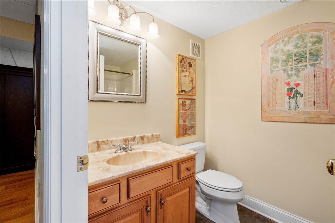 1005 Skyline Drive, Canonsburg, PA 15317