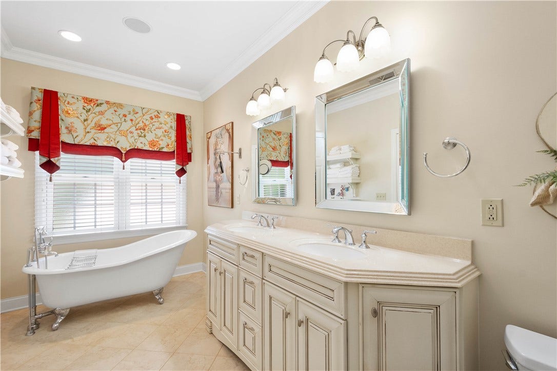 1005 Skyline Drive, Canonsburg, PA 15317