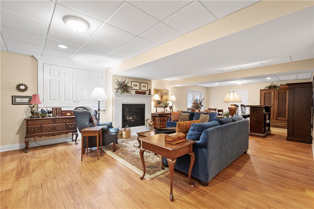 1005 Skyline Drive, Canonsburg, PA 15317