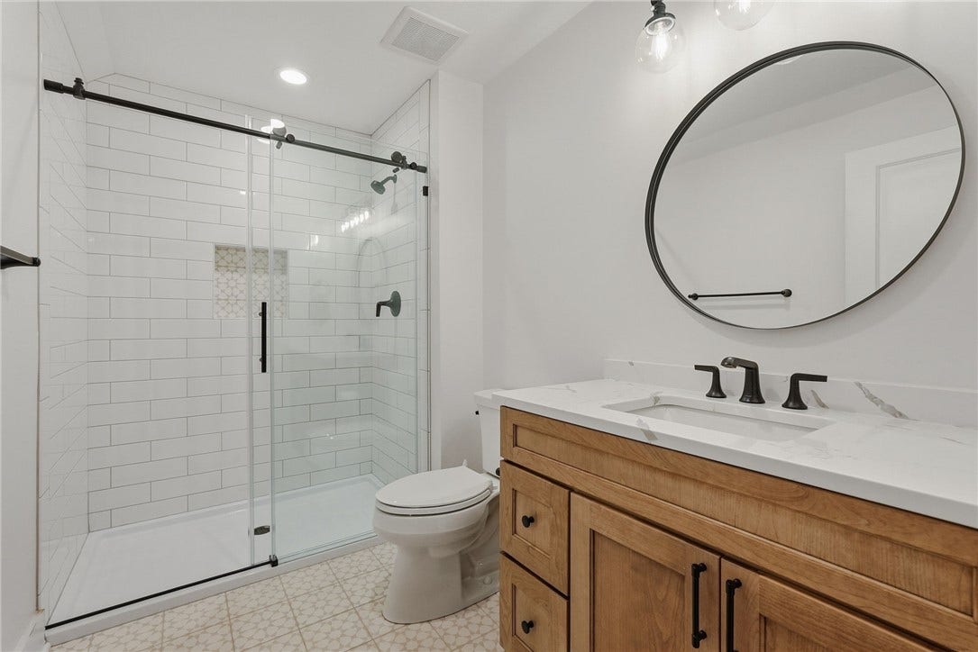 2014 Cherry Rd, Gibsonia, PA 15044