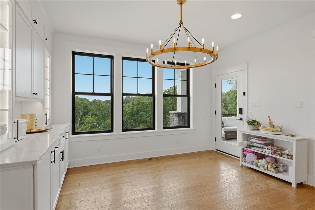 2014 Cherry Rd, Gibsonia, PA 15044