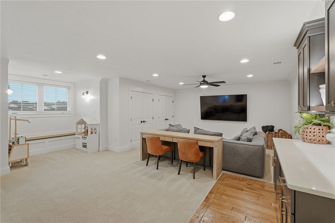 2014 Cherry Rd, Gibsonia, PA 15044