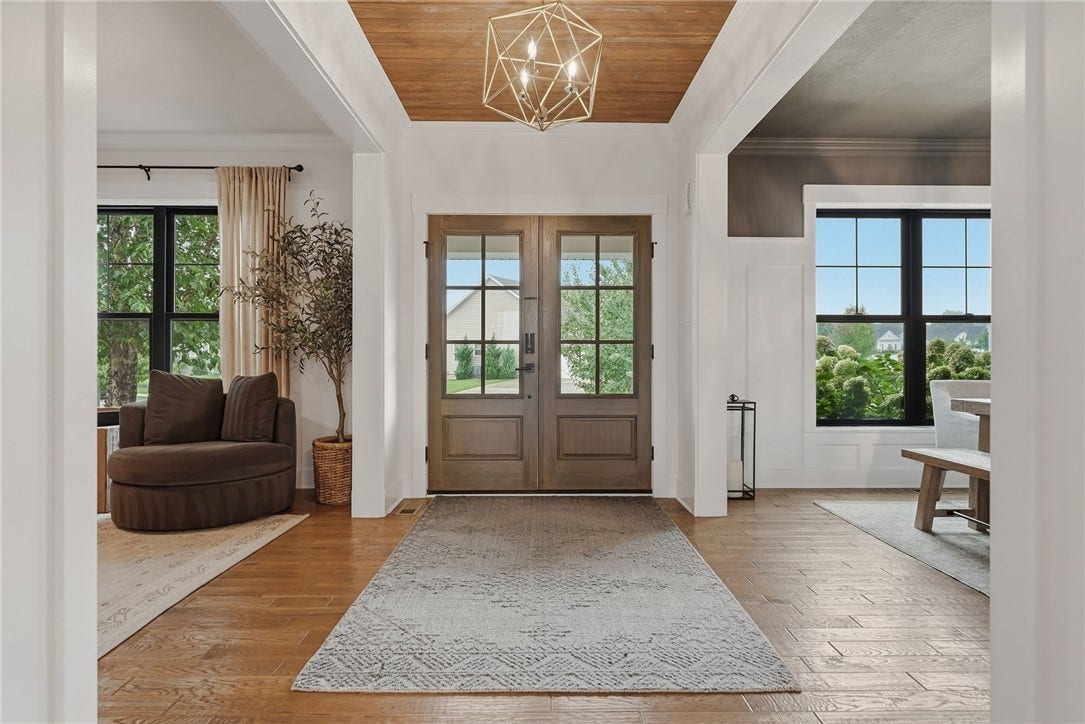 2014 Cherry Rd, Gibsonia, PA 15044