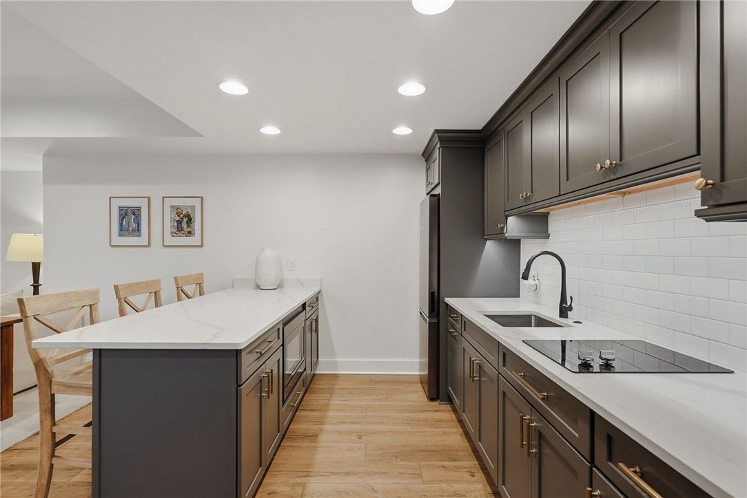 2014 Cherry Rd, Gibsonia, PA 15044