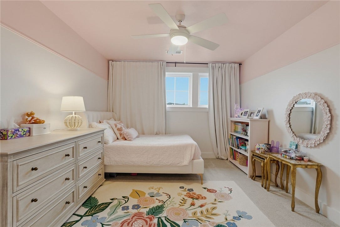 2014 Cherry Rd, Gibsonia, PA 15044