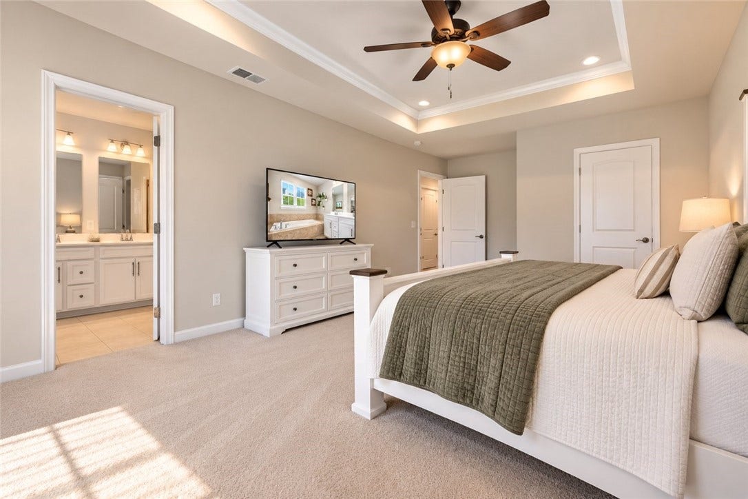 Master Bedroom suite 24x14