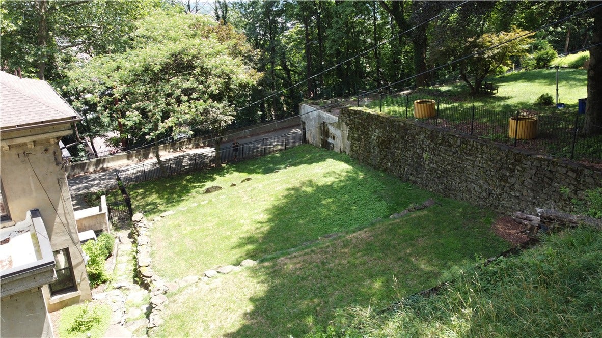 4323 Andover Terrace, Pittsburgh, PA 15213 4323 Andover Terrace, Pittsburgh, PA 15213