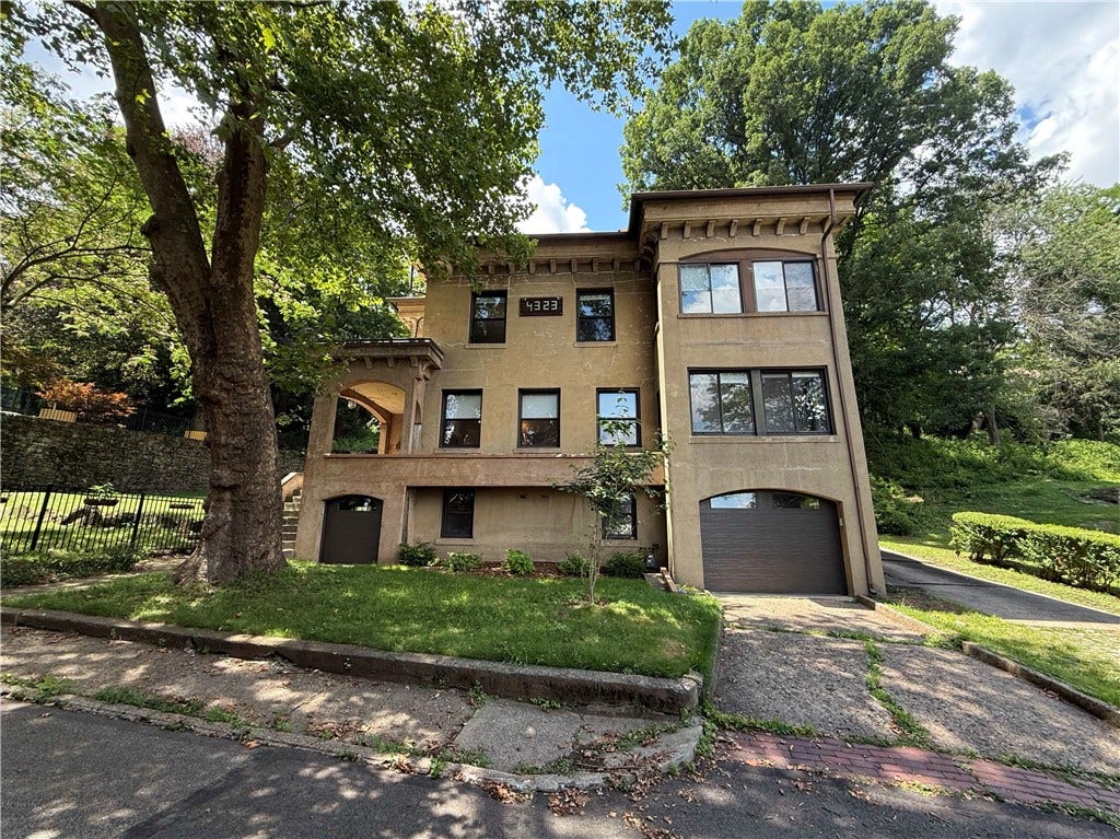4323 Andover Terrace, Pittsburgh, PA 15213 4323 Andover Terrace, Pittsburgh, PA 15213