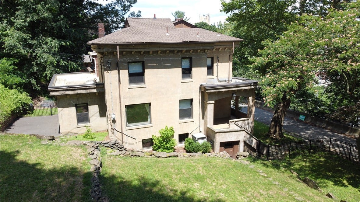 4323 Andover Terrace, Pittsburgh, PA 15213 4323 Andover Terrace, Pittsburgh, PA 15213