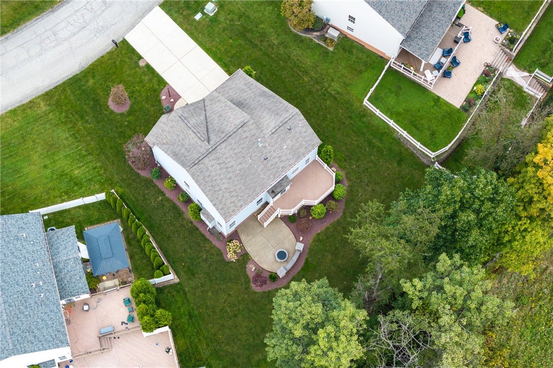 4202 Remington Dr, South Park, PA 15129