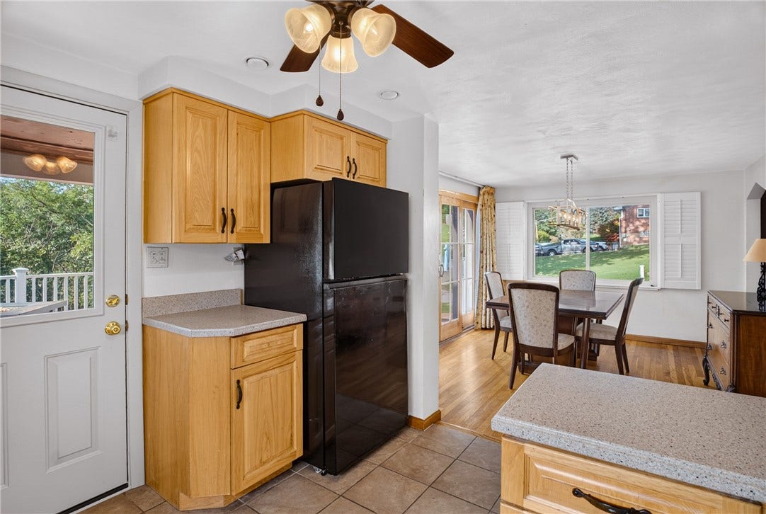 1204 Robbins St, Pittsburgh, PA 15236 1204 Robbins St, Pittsburgh, PA 15236