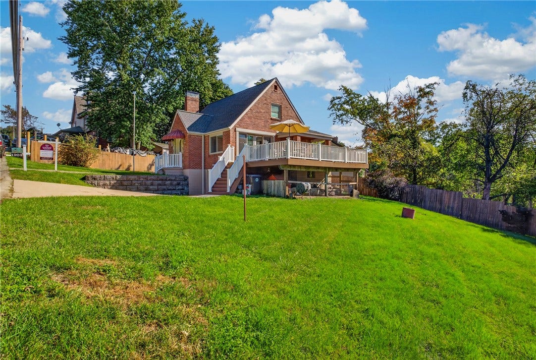 1204 Robbins St, Pittsburgh, PA 15236 1204 Robbins St, Pittsburgh, PA 15236