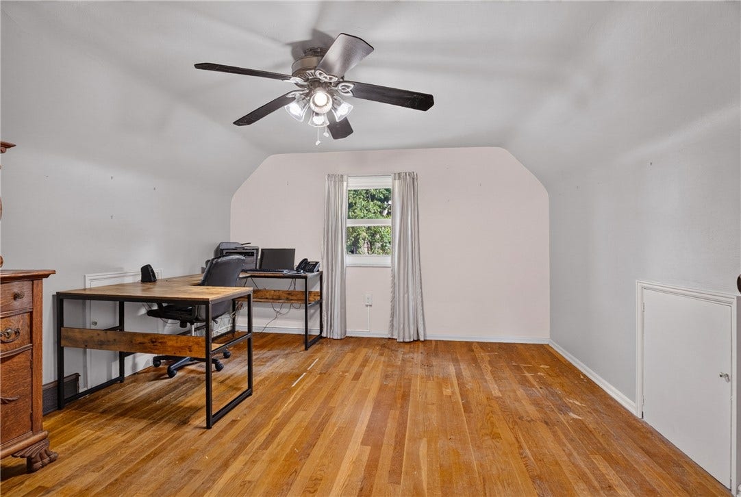1204 Robbins St, Pittsburgh, PA 15236 1204 Robbins St, Pittsburgh, PA 15236