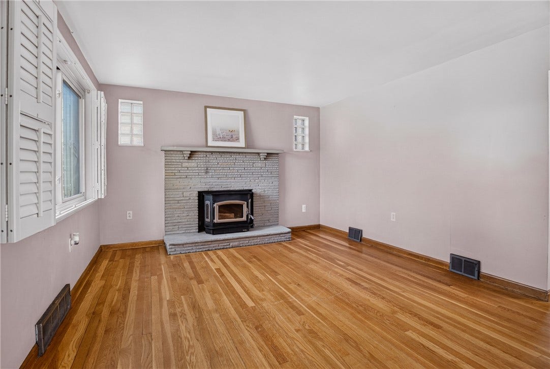 1204 Robbins St, Pittsburgh, PA 15236 1204 Robbins St, Pittsburgh, PA 15236