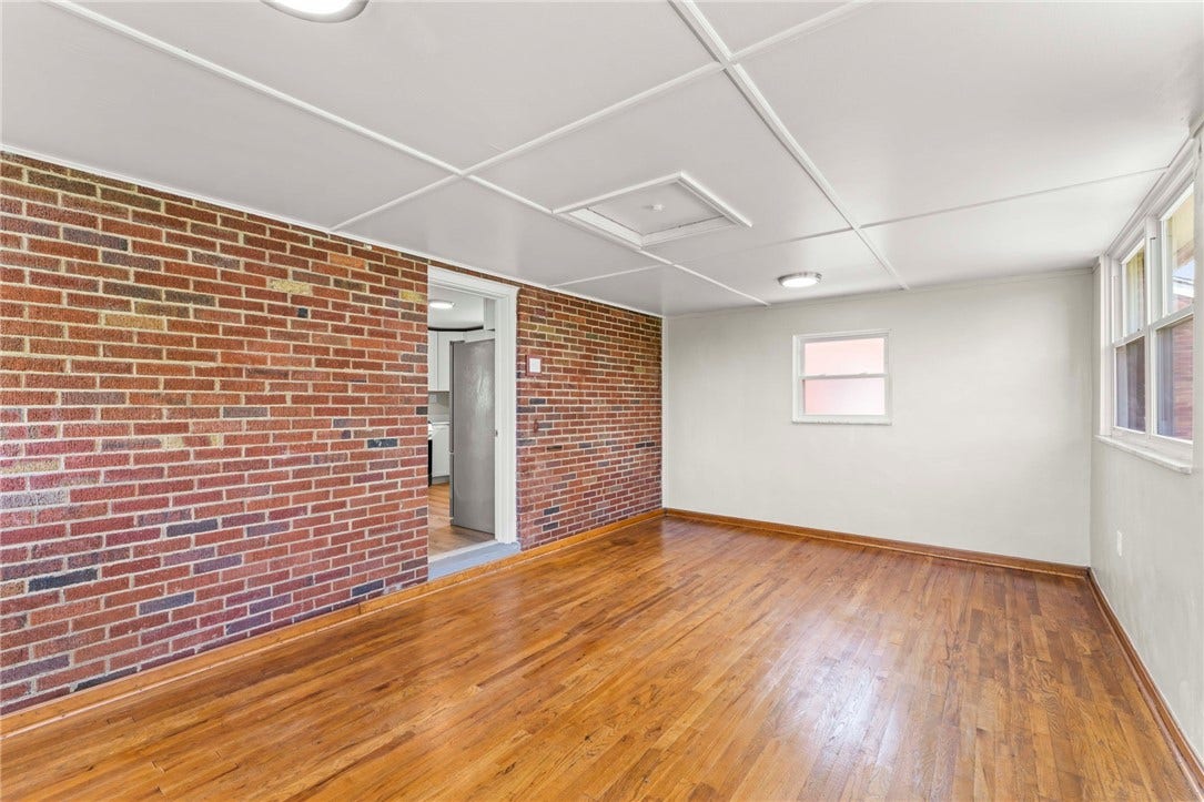 3311 Wallace Drive, Pittsburgh, PA 15227